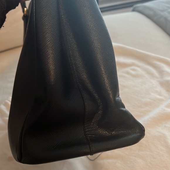 Prada Galleria Saffiano leather - Picture 6 of 12